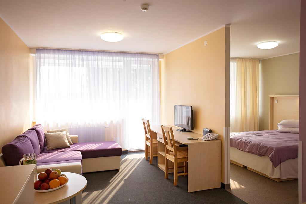 Hotel Varska Sanatorium Pokoj fotografie